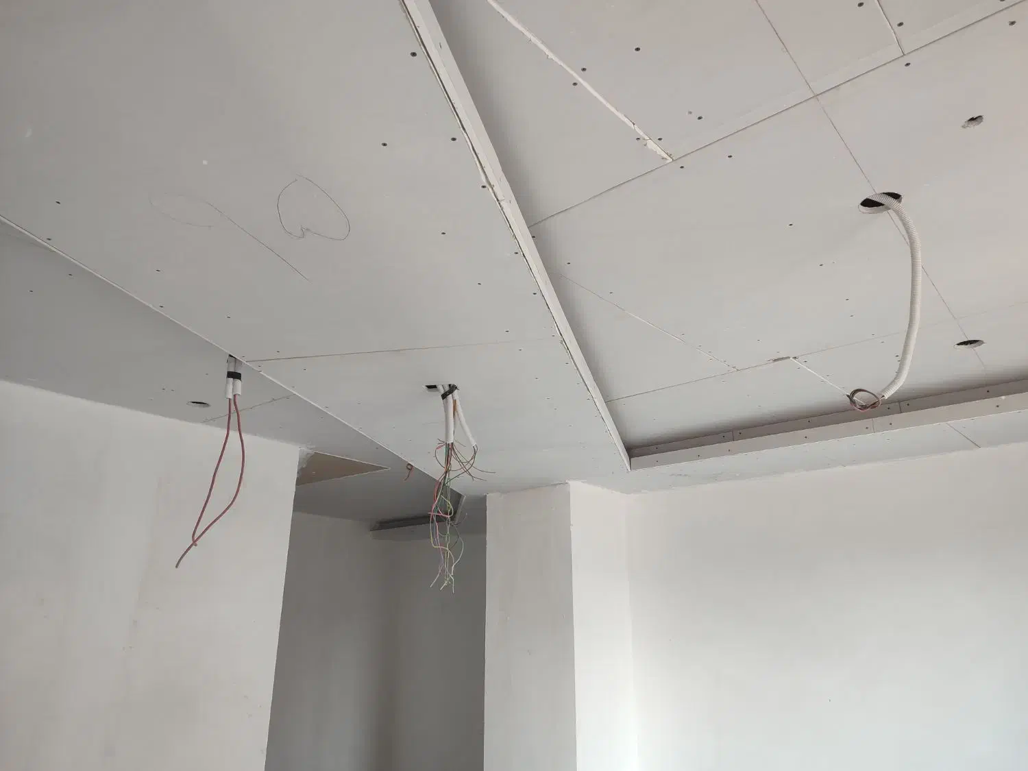 شاگرد کناف|استخدام معماری، عمران و ساختمانی|کرمان, |دیوار