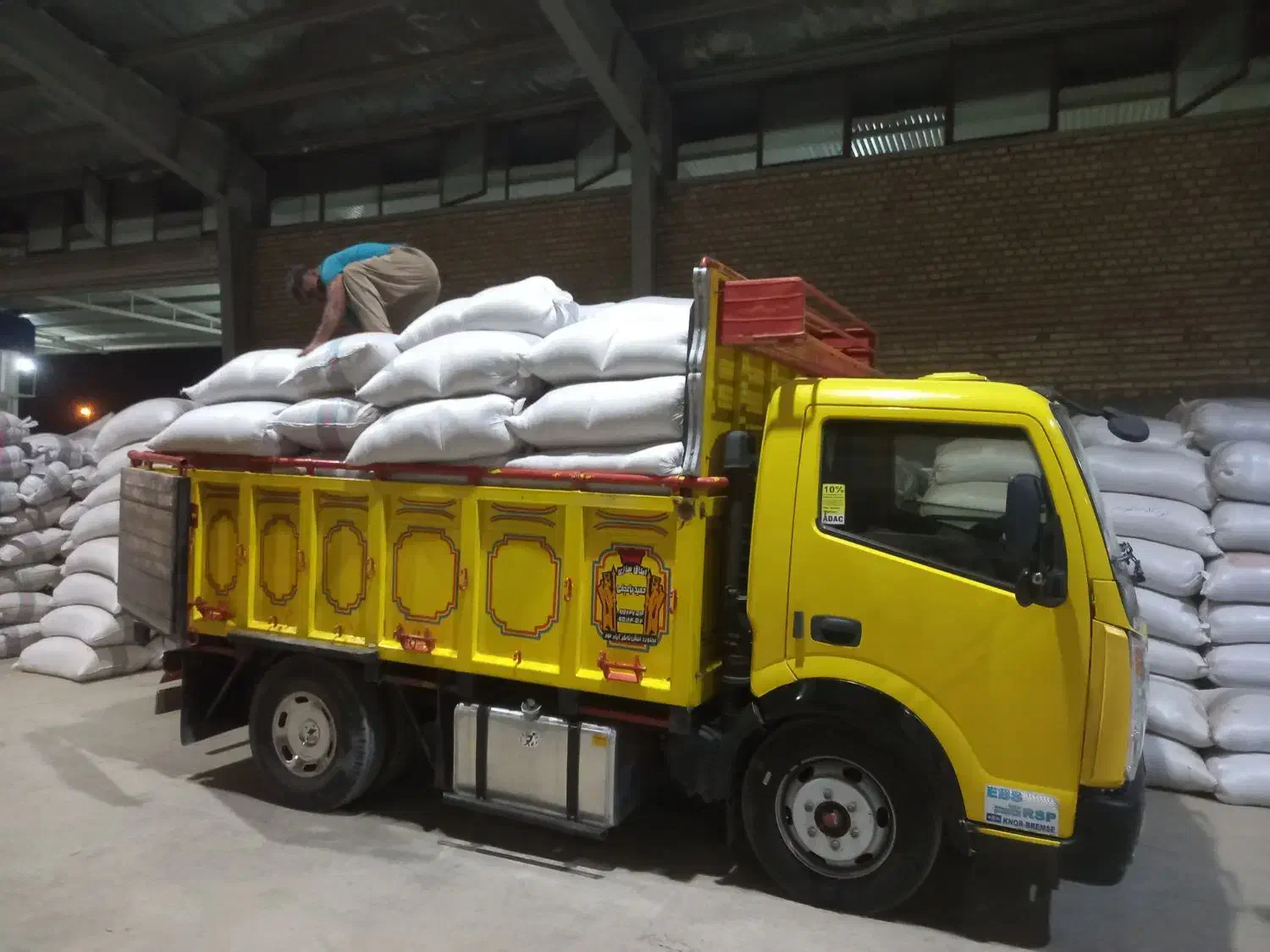 حمل بار داخل استان|خدمات حمل و نقل|آزادشهر, |دیوار