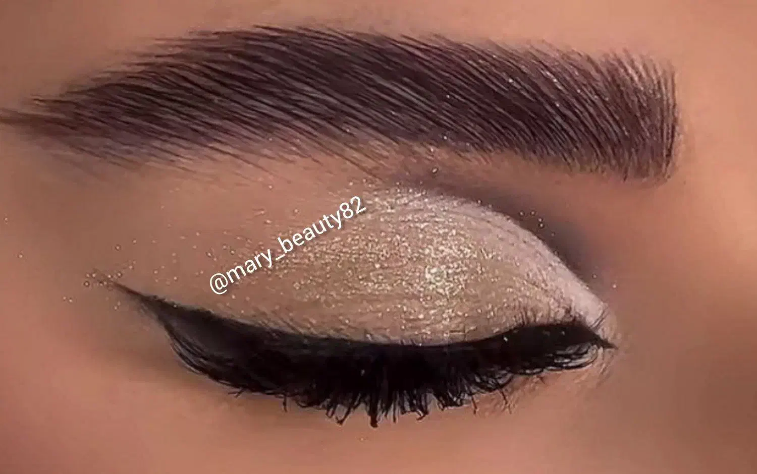 میکاپ و شنیون در منزل|خدمات آرایشگری و زیبایی|تربت جام, یحیی آباد|دیوار