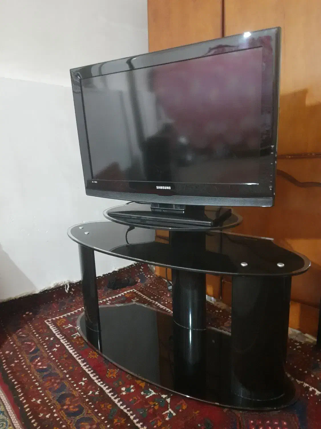 تلویزیون|تلویزیون و پروژکتور|مهربان, |دیوار