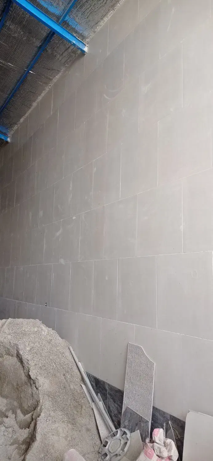 خدمات نصب کاشی چسبی دوغابی بابیش از۱۰سال سابقه کار|خدمات پیشه و مهارت|اصفهان, خوراسگان|دیوار