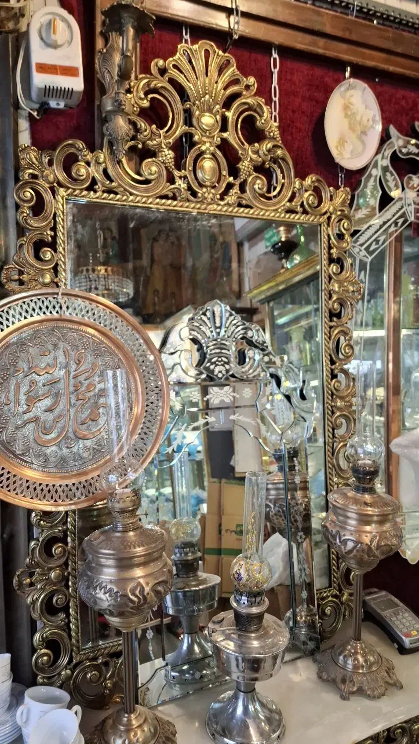 فروش و خرید آینه شمعدان برنجی|کلکسیون اشیاء عتیقه|مشهد, دانش|دیوار