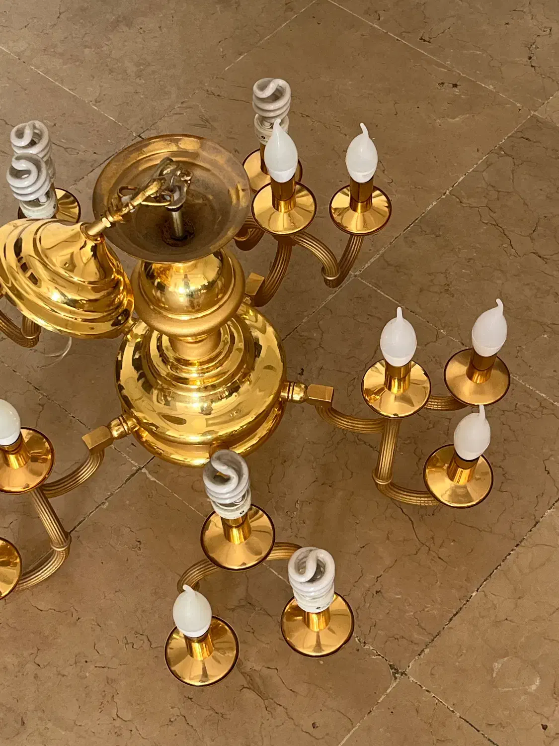 لوستر ۱۵ شاخه طلایی|لوستر و چراغ آویز|تهران, تهرانپارس غربی|دیوار