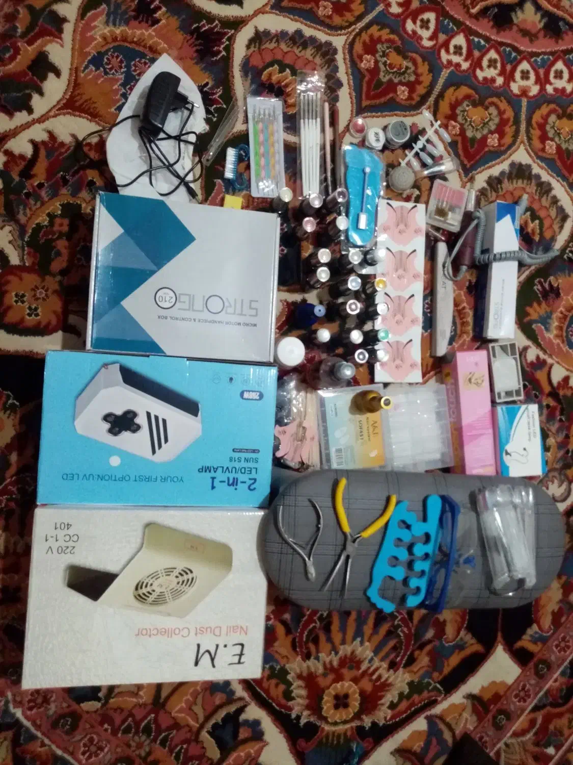 لوازم کاشت ناخن نو|آرایشی، بهداشتی، درمانی|یاسوج, |دیوار