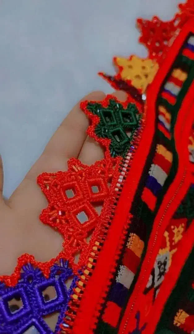 کریشی|لباس|زاهدان, |دیوار