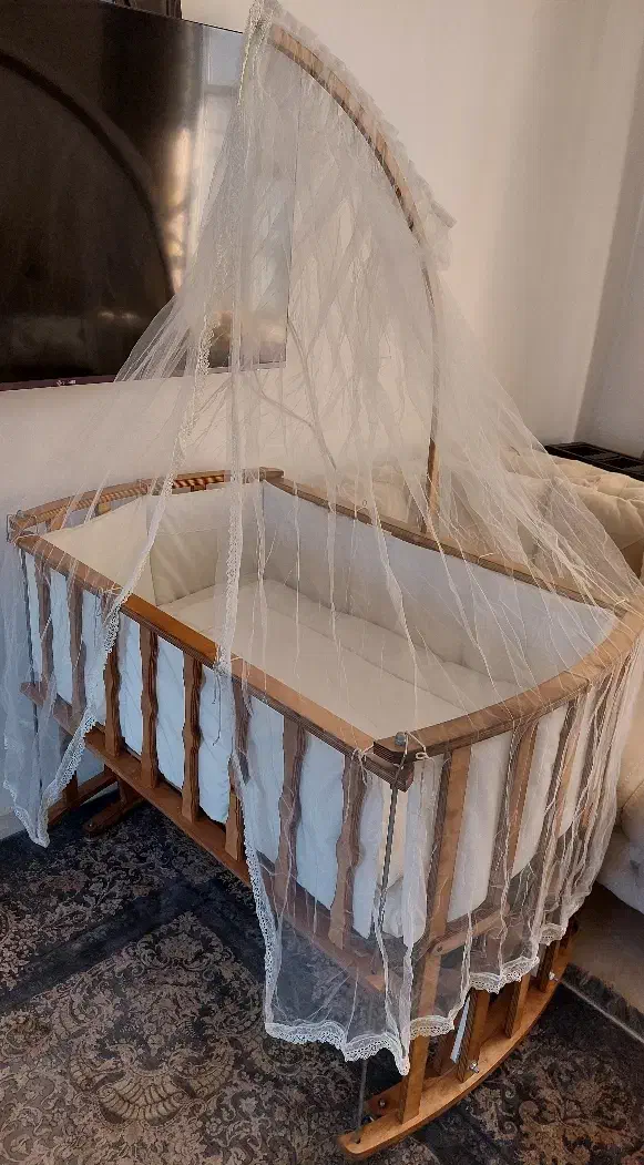 تخت کنار مادر|تشک تختخواب|رشت, شهرک صبا|دیوار