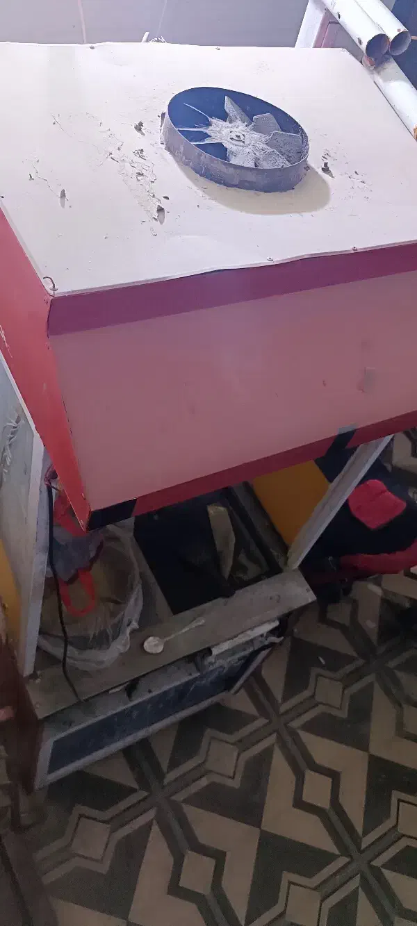 فر ساندویچی|کافیشاپ و رستوران|چمران, |دیوار