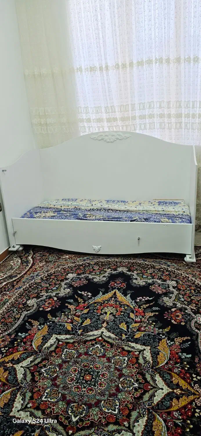 تخت کودک نوجوان سایز ۸۰ در ۱۸۰ همراه با تشک|تخت و سرویس خواب|مهاباد (آذربایجان غربی), |دیوار