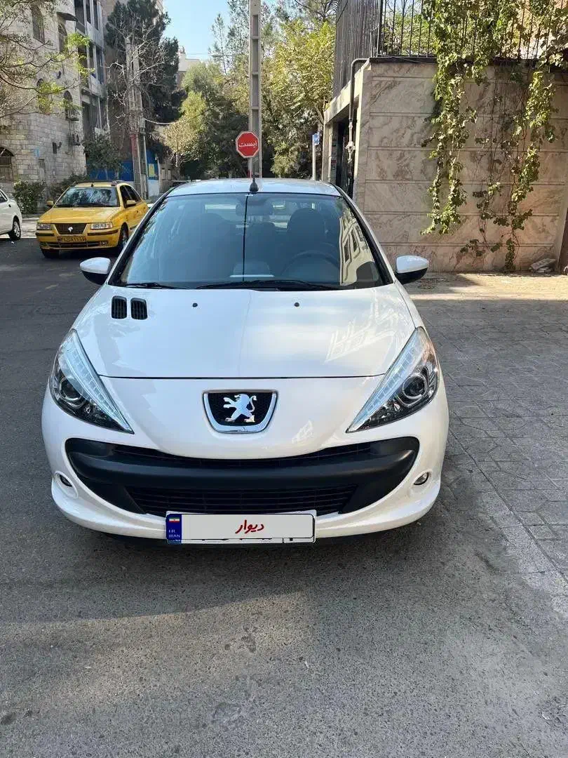 پژو ۲۰۷ دنده ای مدل ۱۴۰۲|خودرو سواری و وانت|ری, دولت‌آباد|دیوار