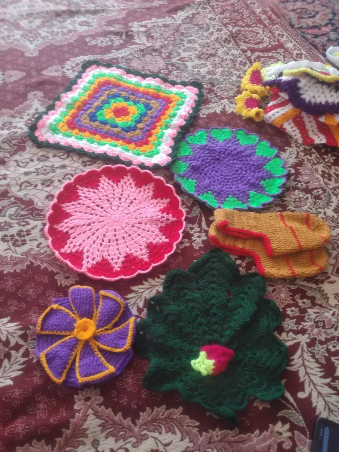 کاموا بافتنی سفارشات پذیرفته میشود|لوازم خیاطی و بافتنی|کازرون, |دیوار