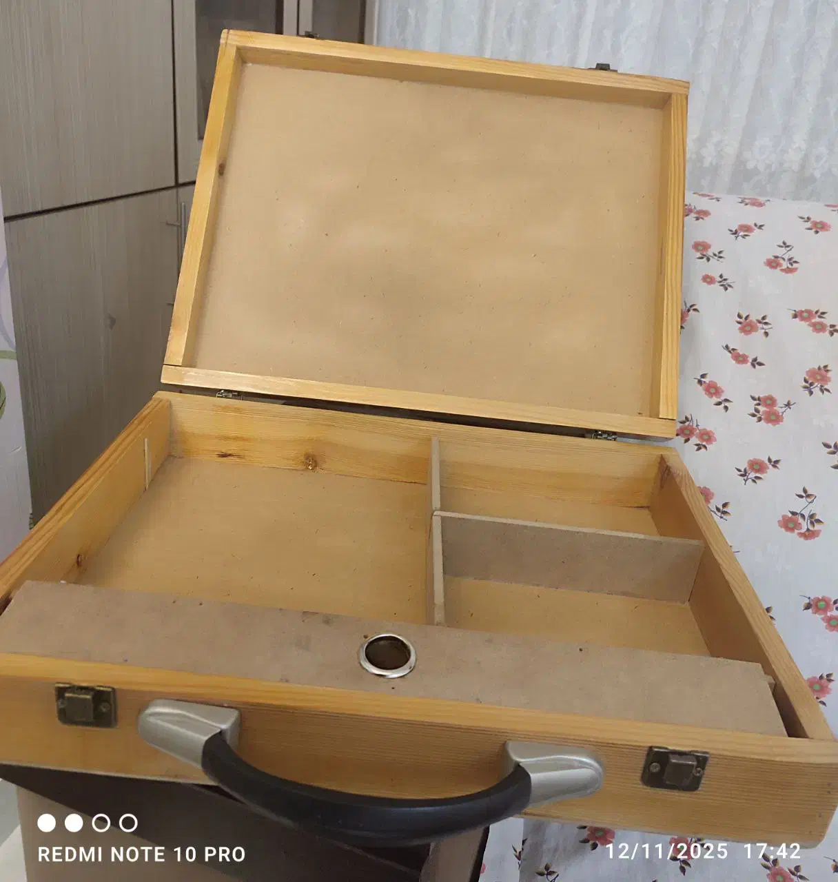 کیف نقاشی - مخصوص هنرجوها|لوازم التحریر|سنندج, |دیوار