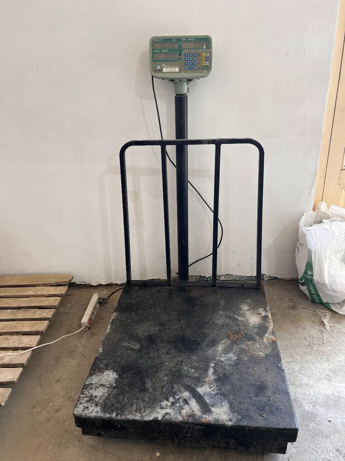 ترازو|فروشگاه و مغازه|گنبد کاووس, |دیوار