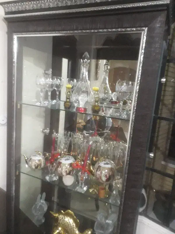 بوفه درحد نوع|بوفه، ویترین، کنسول|شاهین‌شهر, فردوسی|دیوار