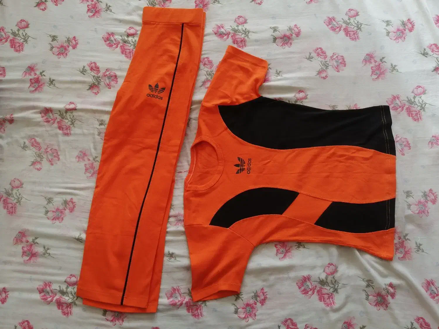 بلوز و شلوارک ورزشی|لباس|اراک, |دیوار