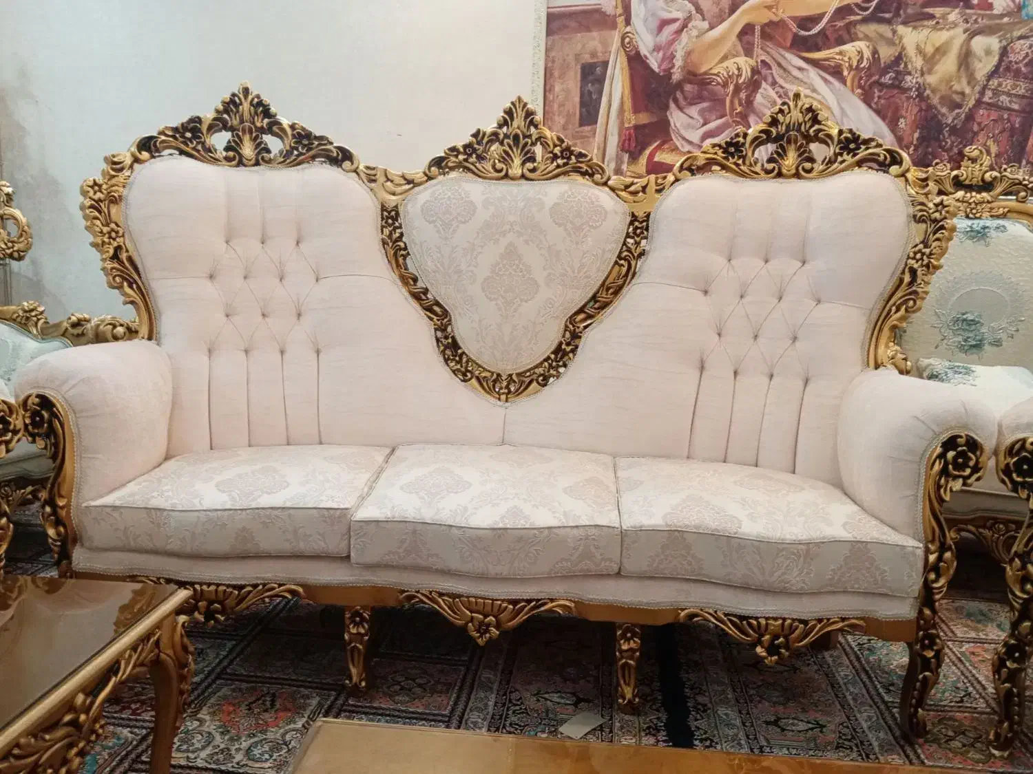 قشنگ ترین مبل سلطنتی موجود شد|مبلمان خانگی و میز عسلی|کاشمر, |دیوار