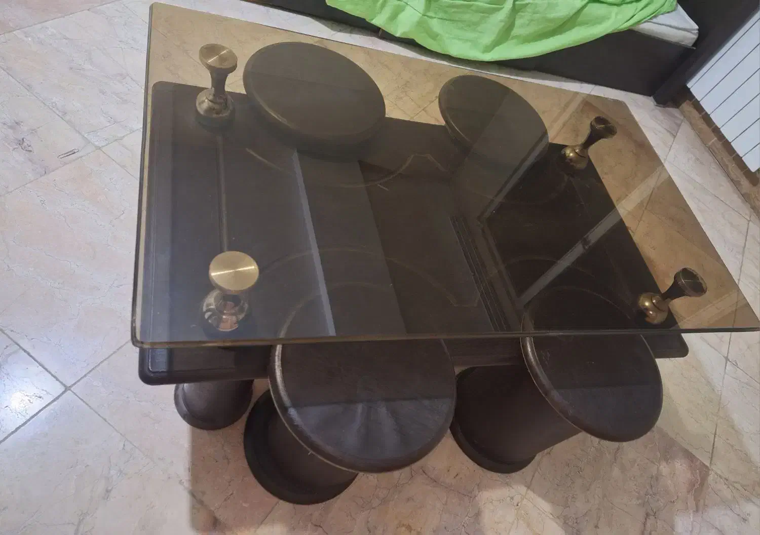 میزجلو مبلی به همراه ۴ عدد عسلی|مبلمان خانگی و میز عسلی|کرج, شهرک فهمیده|دیوار