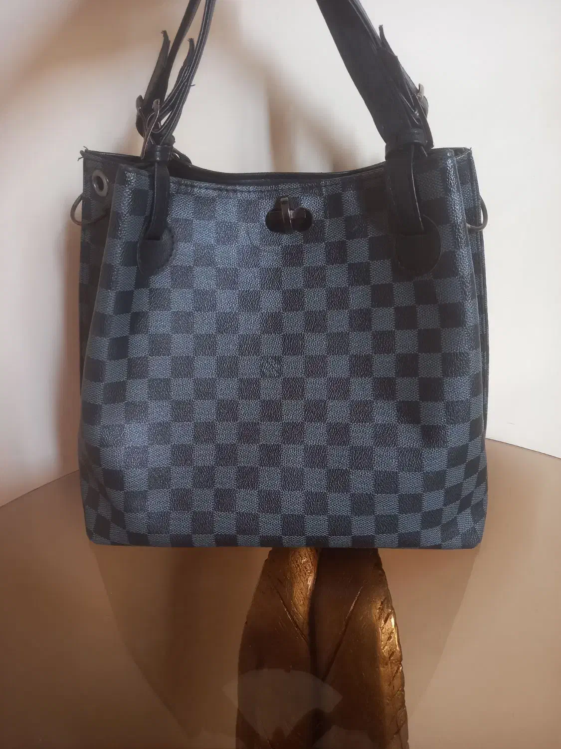 کیف|کیف، کفش، کمربند|تبریز, |دیوار