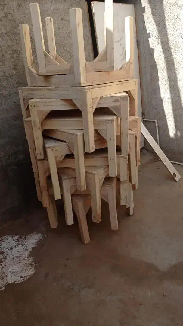 کرسی چوبی روسی|بخاری، هیتر، شومینه|مشهد, شهرک امام هادی (شهرک غرب)|دیوار