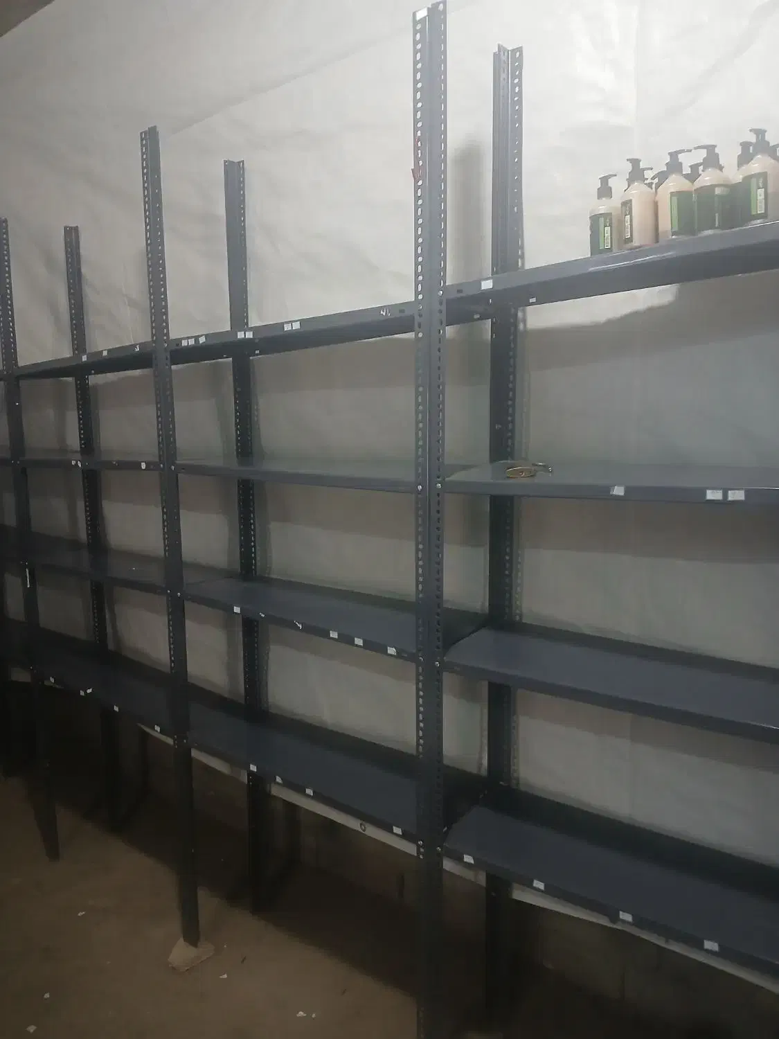 قفسه،پیشخوان،صندلی|کتابخانه، شلف، قفسه‌های دیواری|تبریز, |دیوار