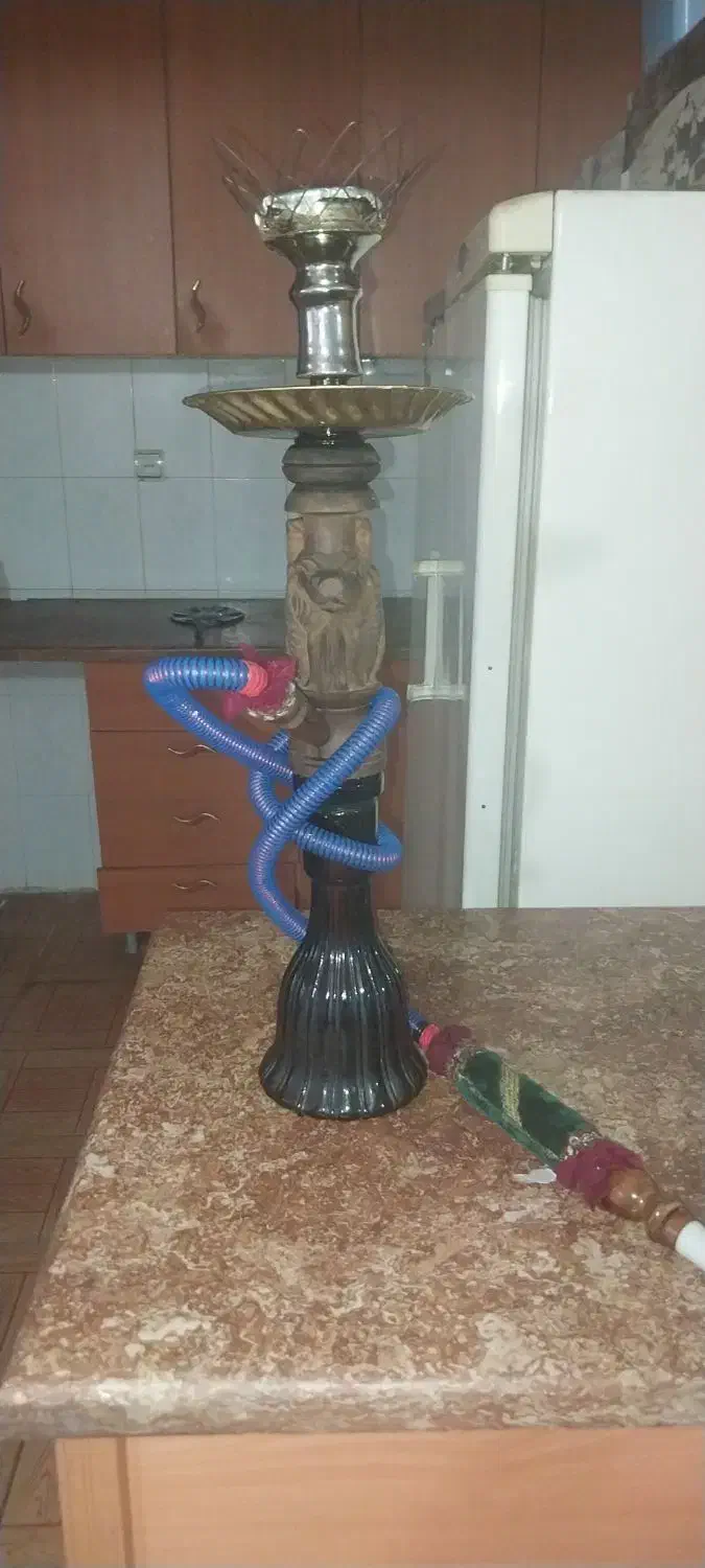 قلیون تنه چوبی دوسیب|کلکسیون و سرگرمی|میانه, |دیوار