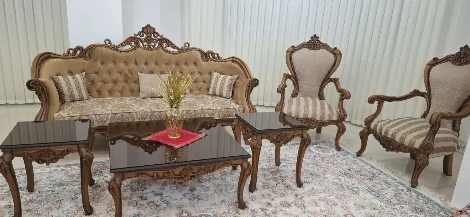 مبل ۸نفره سلطنتی|مبلمان خانگی و میز عسلی|علیآباد کتول, |دیوار