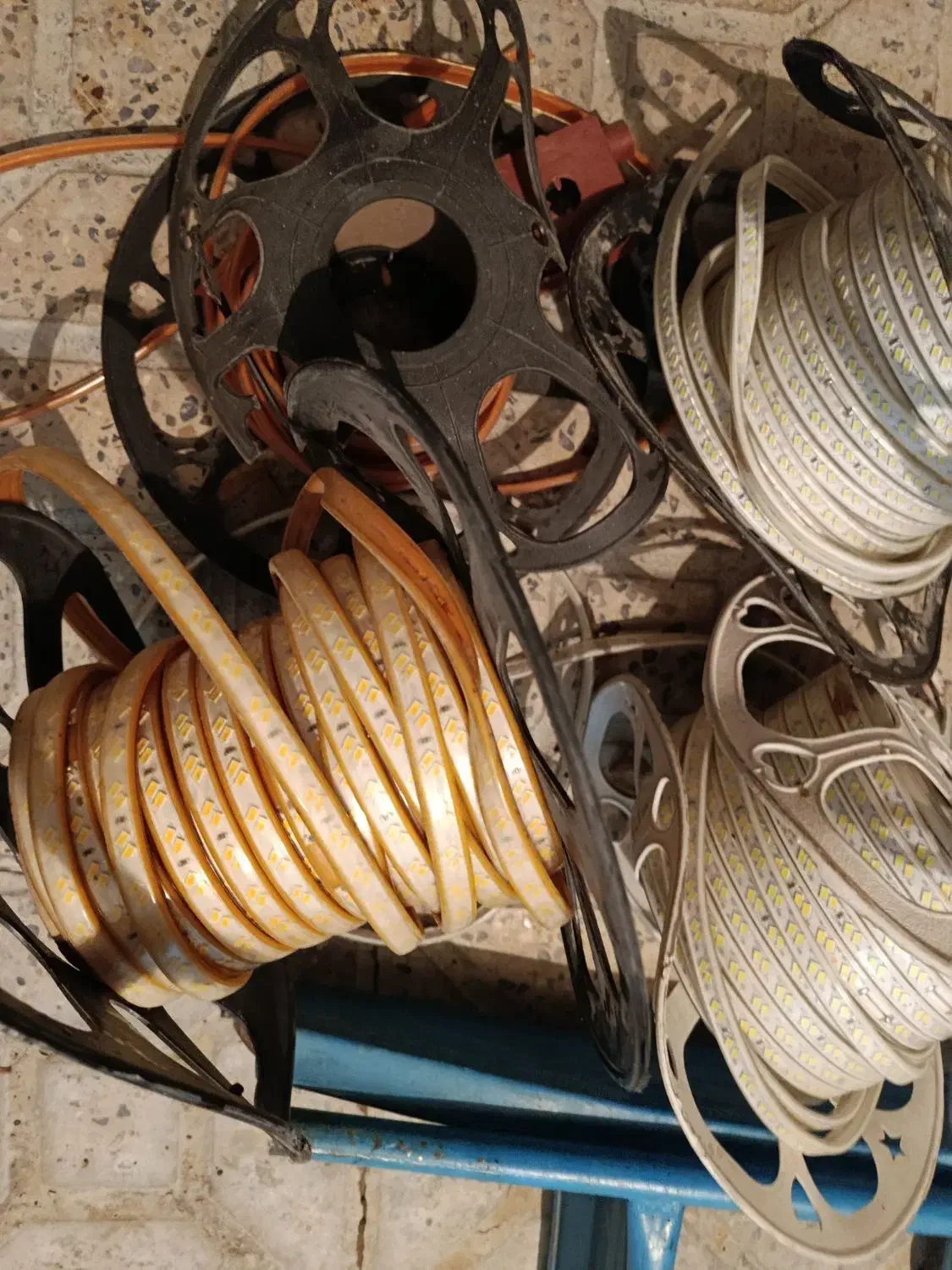 ریسه شلنگی ال ای دی|ریسه و چراغ تزئینی|ایلام, |دیوار