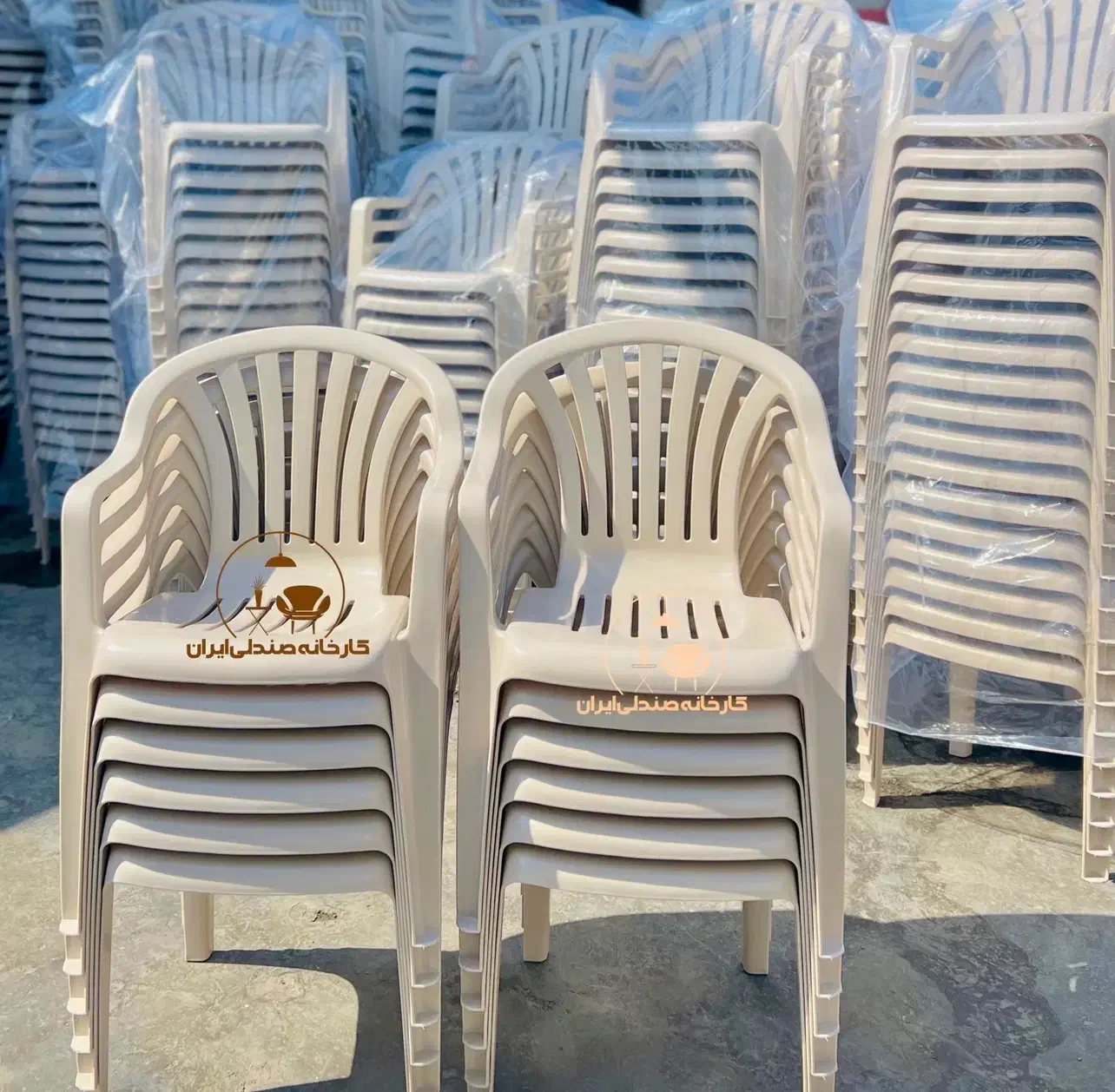 صندلی پلاستیکی  باغی کافه طرح اونتا|میز و صندلی غذاخوری|تهران, میدان ولیعصر|دیوار