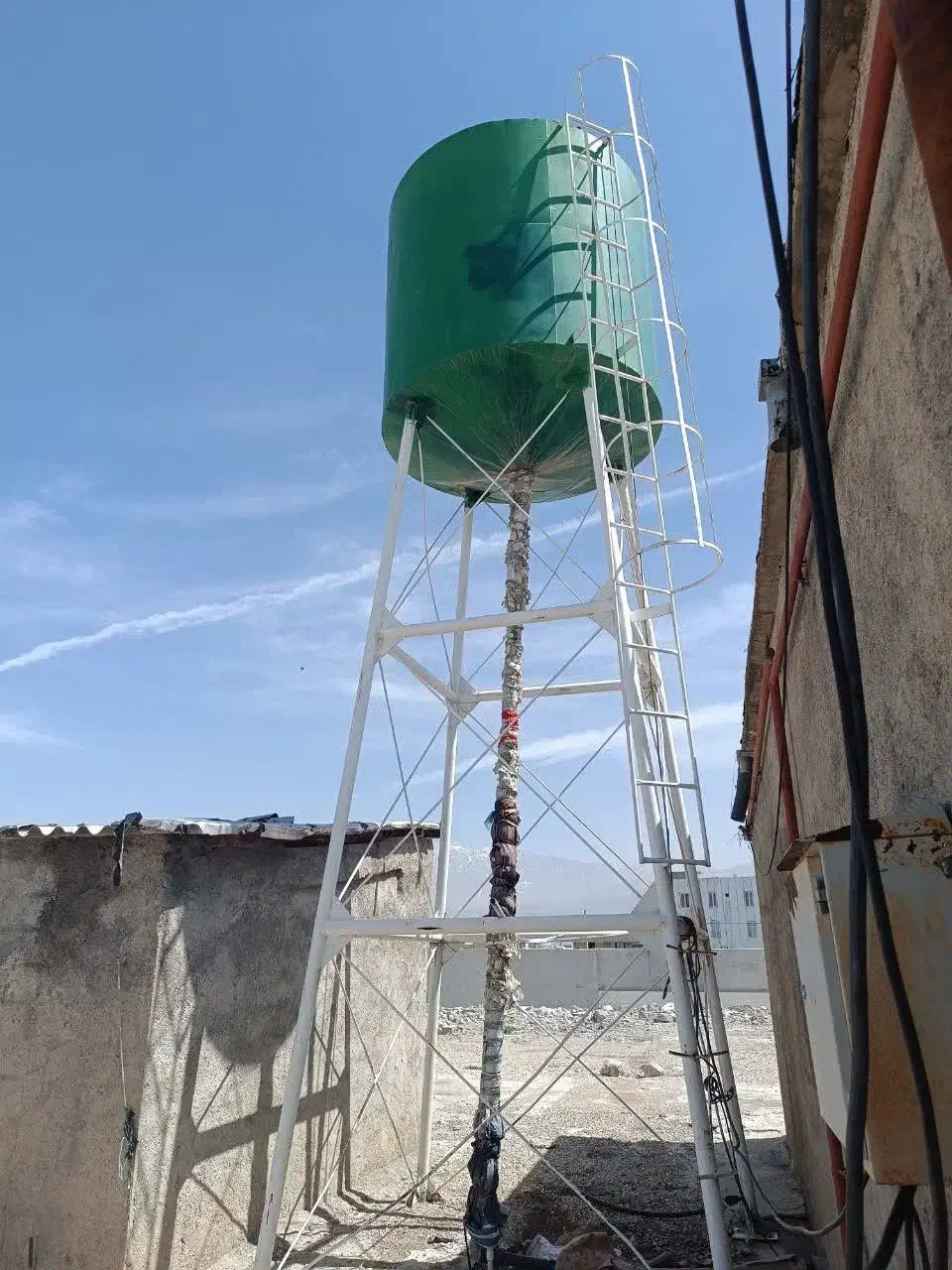 تانکر ده هزار لیتری|مصالح و تجهیزات ساختمان|یاسوج, |دیوار