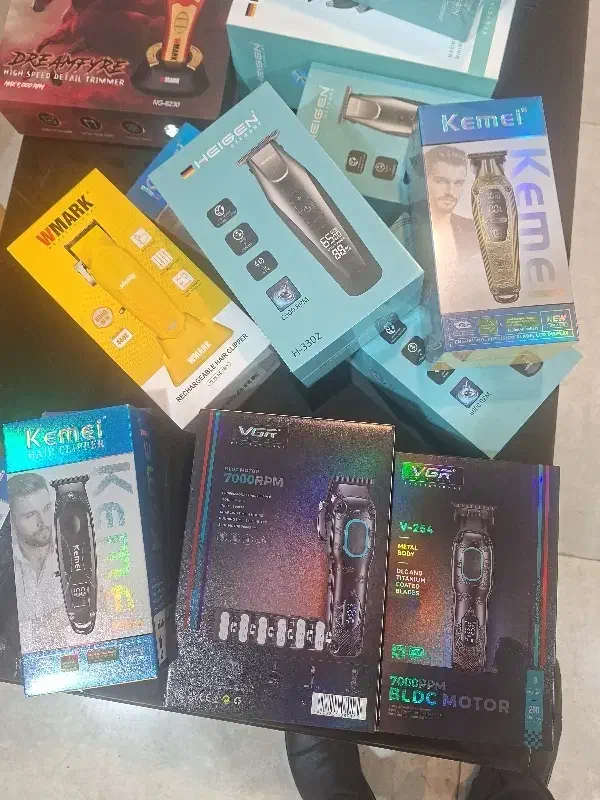 انواع ماشین های اصلاح وخط زن|آرایشگاه و سالن‌های زیبایی|چهاردانگه (تهران), |دیوار