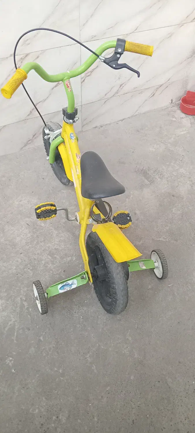 دوچرخه کمک دار برای سنین ۳ تا ۶ سال|دوچرخه، اسکیت، اسکوتر|لاهیجان, پردسر|دیوار