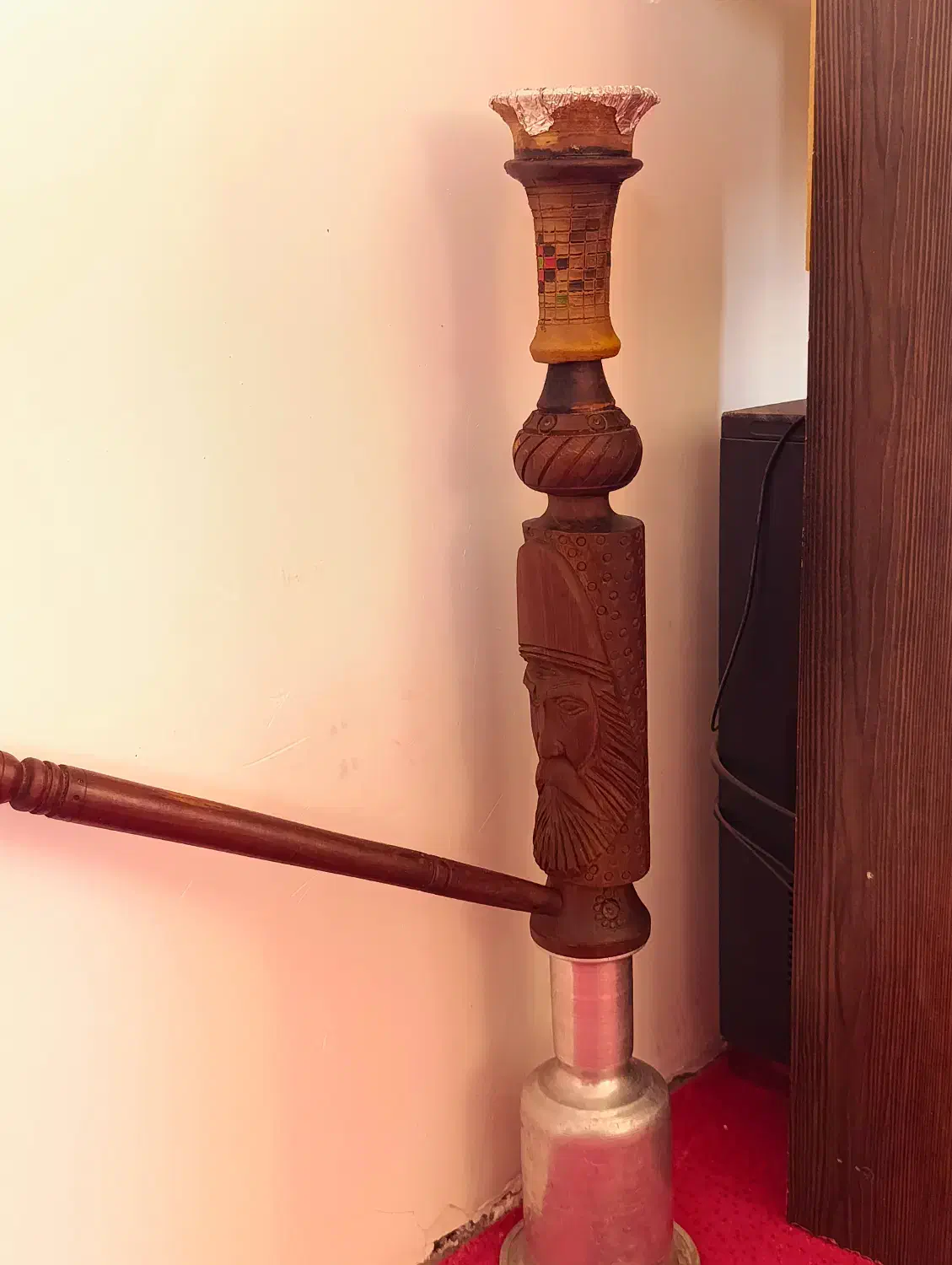 چوب سرخ|کلکسیون اشیاء عتیقه|سملقان, |دیوار