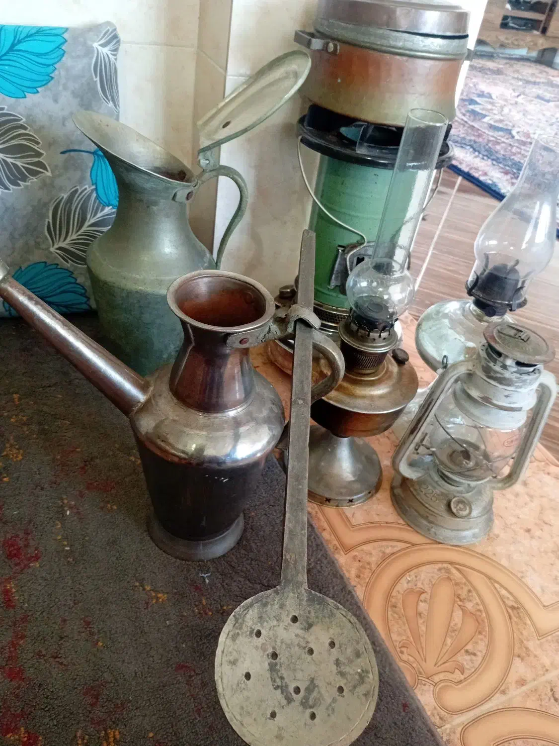 ۲۰/۰۰۰۰۰۰۰|کلکسیون اشیاء عتیقه|سیاهکل, |دیوار