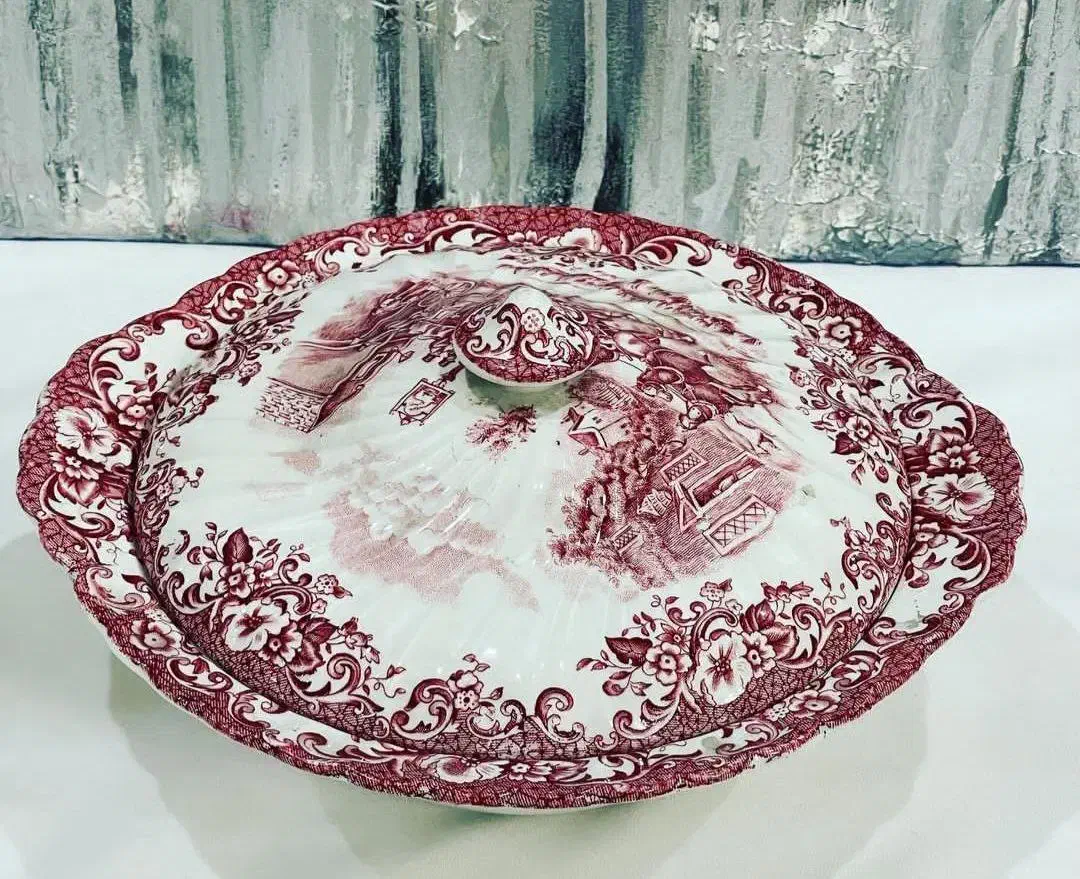 سوپ خوری انگلیسی|کلکسیون اشیاء عتیقه|جغتای, |دیوار