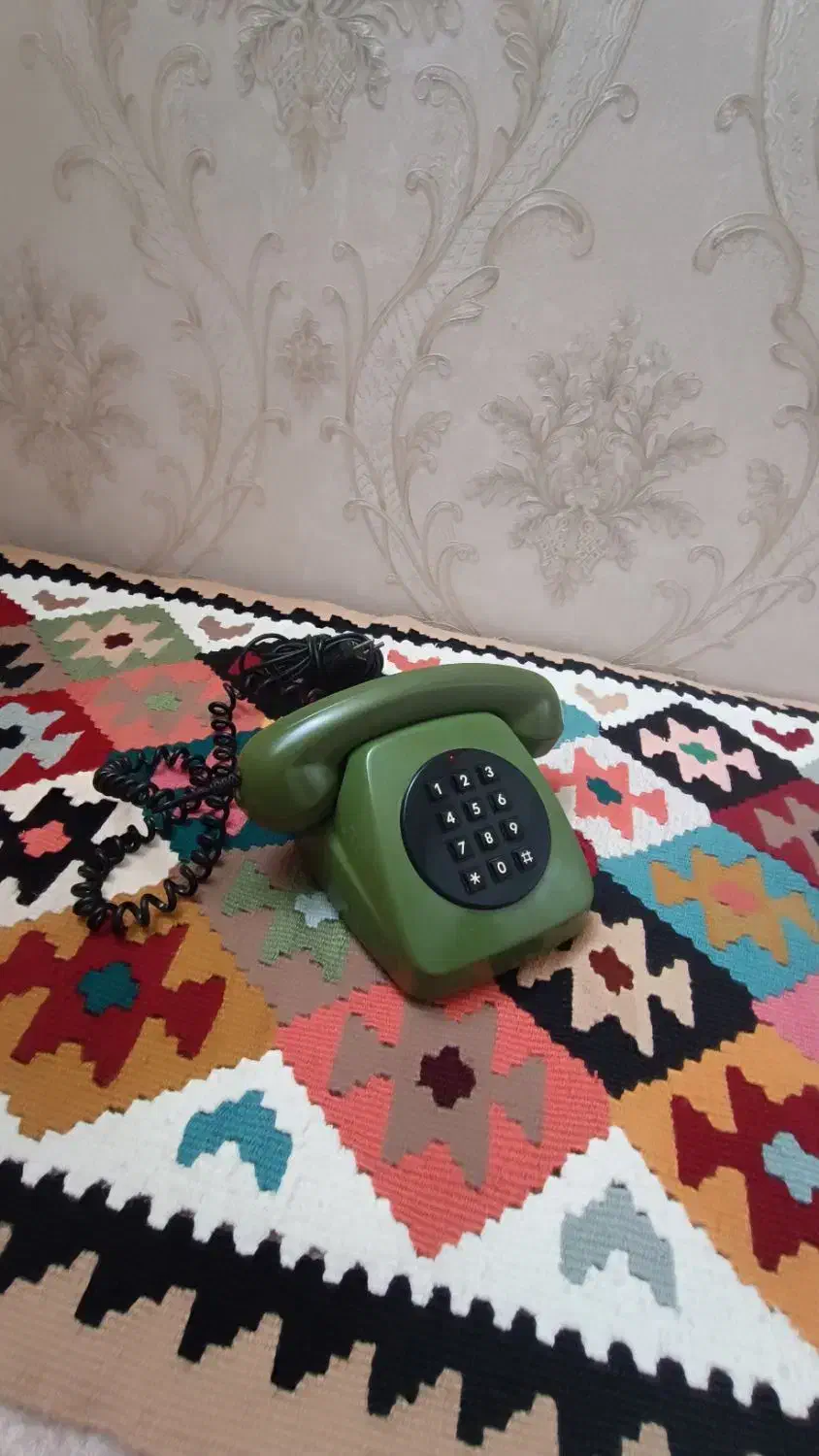 تلفن قدیمی|تلفن رومیزی|اردبیل, |دیوار