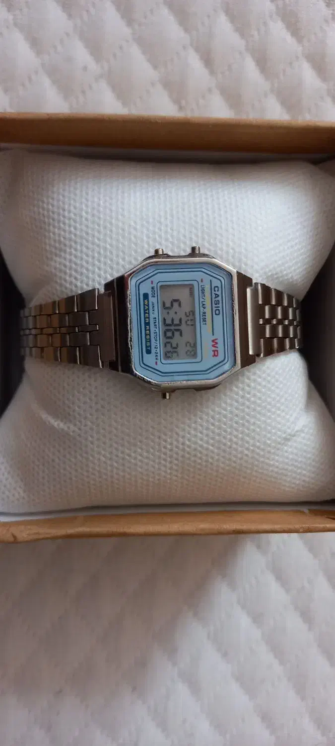فروش ساعت کاسیو/ کادویی با جعبه/ استفاده نشده|ساعت|پرند, فاز ۶|دیوار