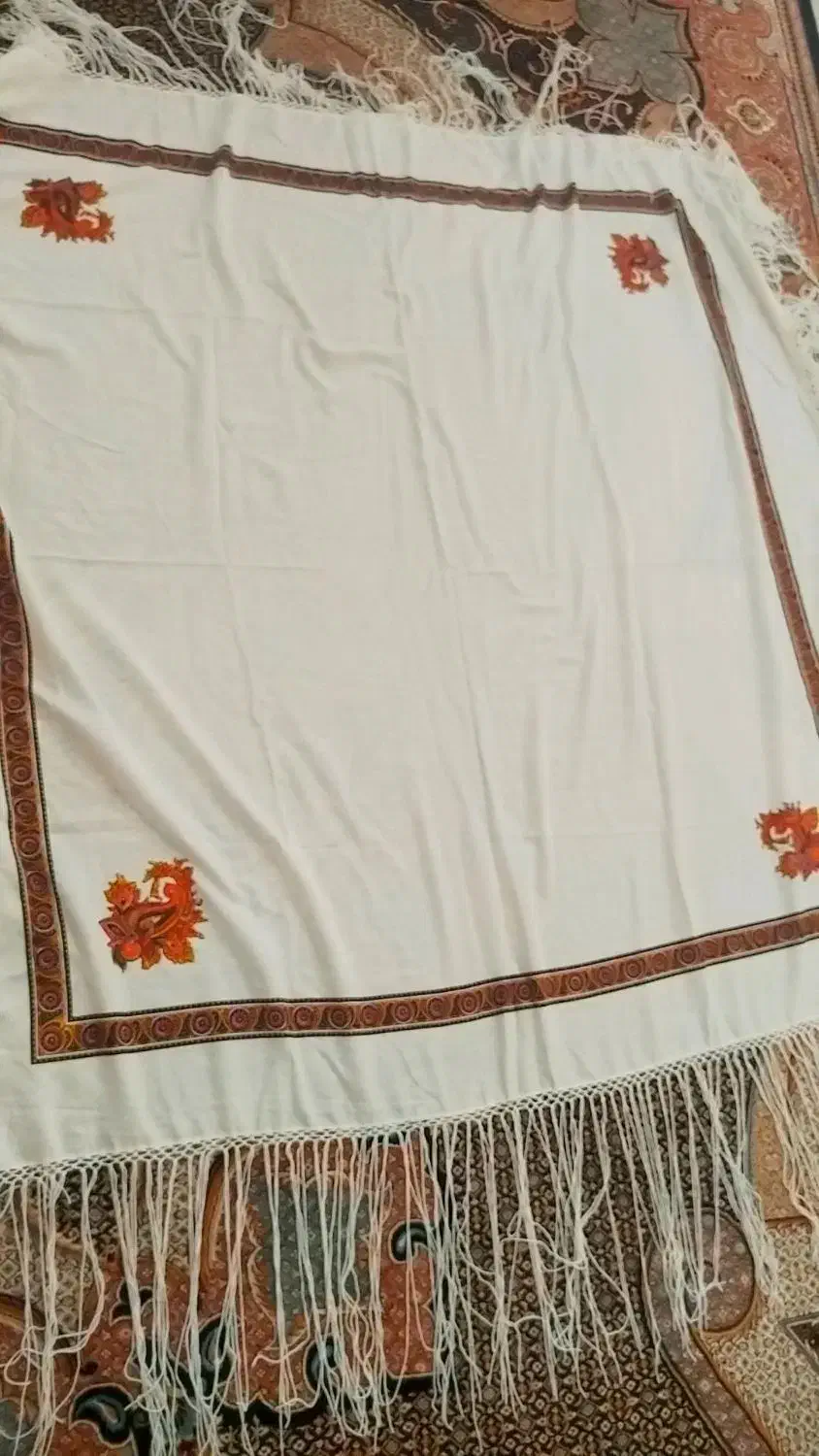 روسری ییلاقی|لباس|قائم‌شهر, |دیوار