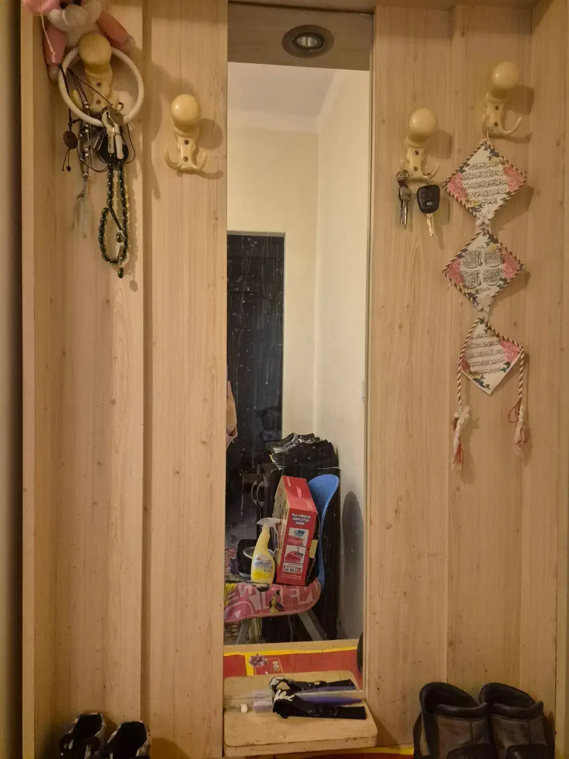 جاکفشی|جاکفشی، کمد، دراور|گرگان, |دیوار