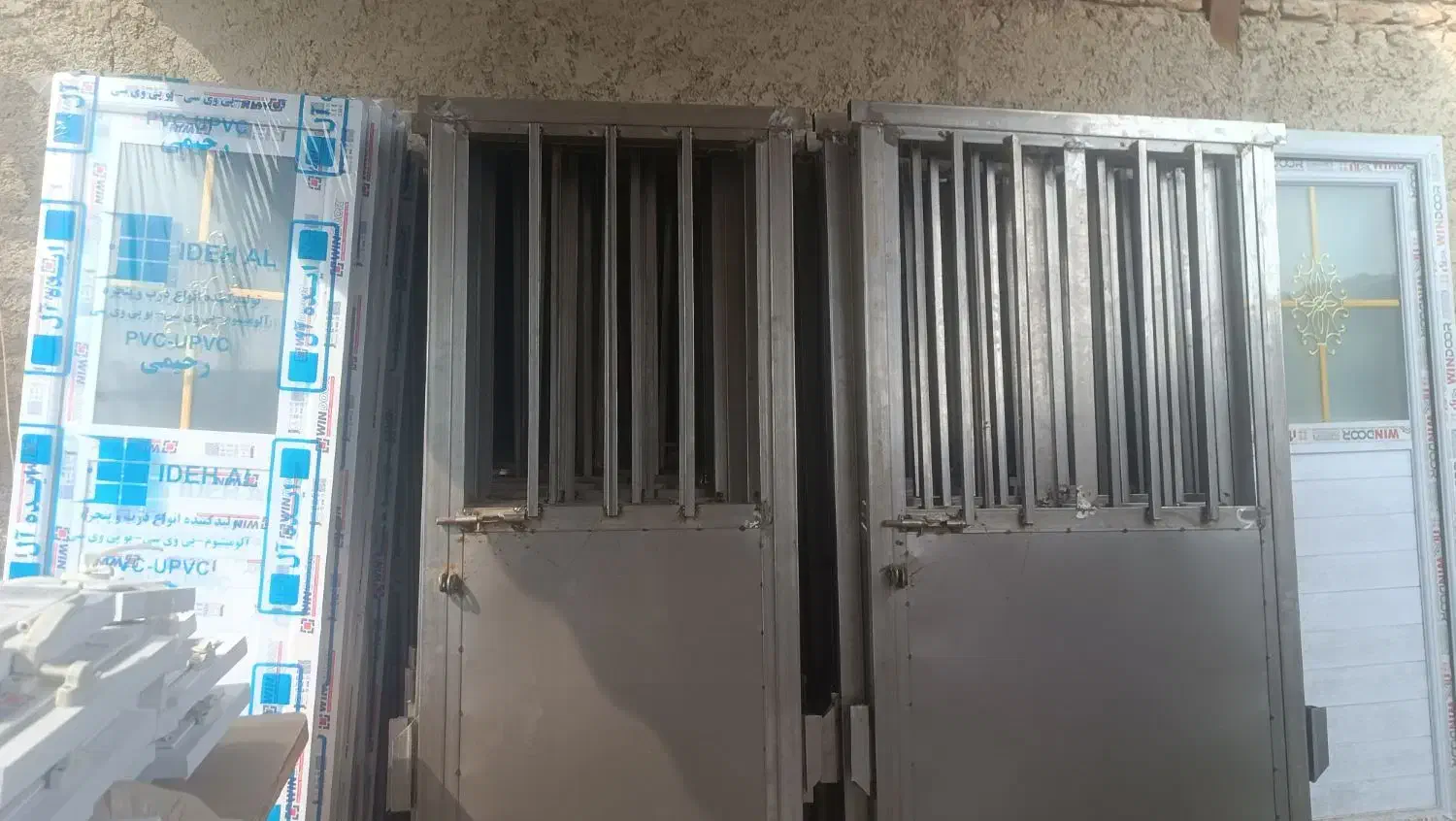 درب وپنجره اهنی انباری درهمه ابعاد موجوده|مصالح و تجهیزات ساختمان|گرگان, |دیوار