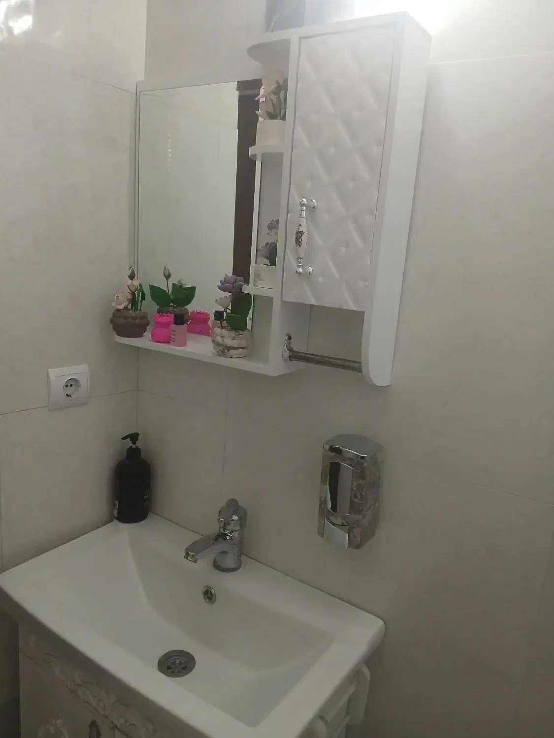 آینه|لوازم سرویس بهداشتی|اسلام‌شهر, شهرک مفیدی|دیوار