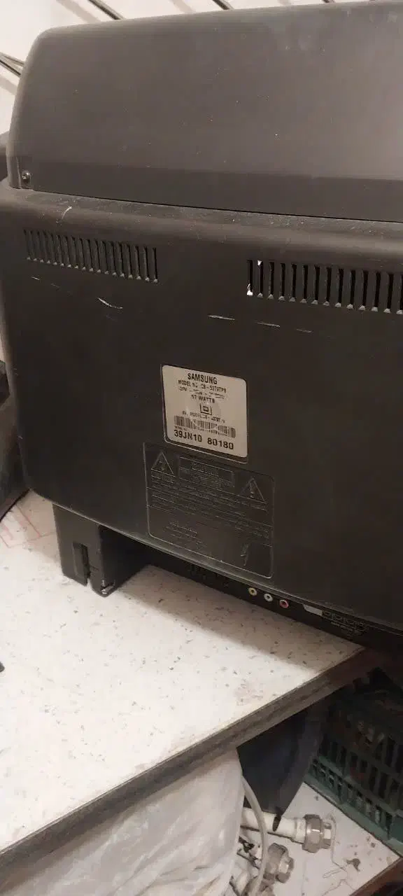 تلویزیون ۲۱ سامسونگ|تلویزیون و پروژکتور|تهران, اوقاف|دیوار