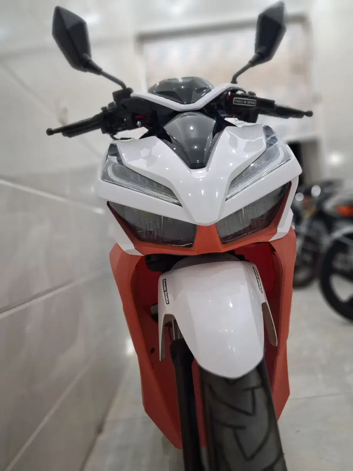 کلیک مدل 1403 درحد|موتورسیکلت|بافق, |دیوار