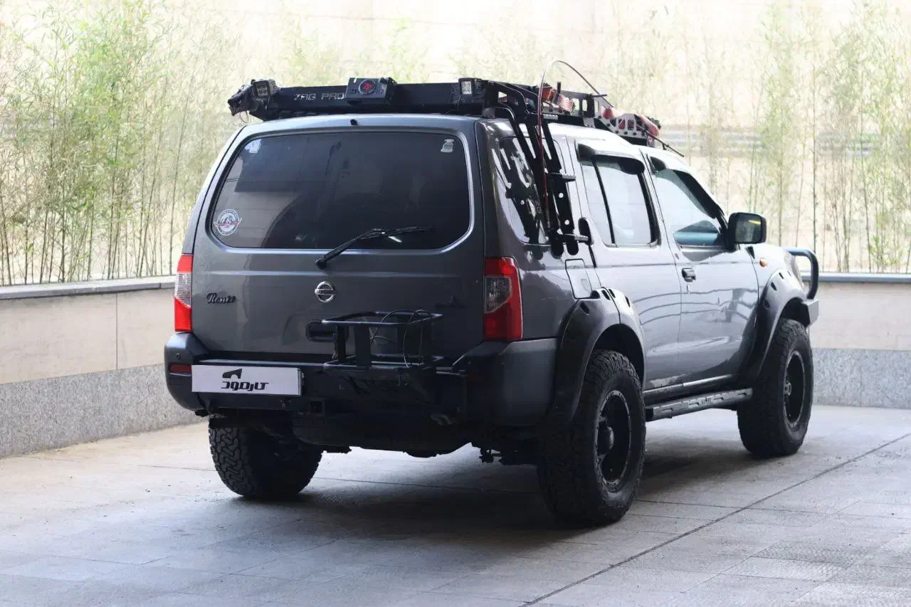 رونیز ۱۳۸۶ بدون رنگ کم کار با لوازم|خودرو سواری و وانت|تهران, اکباتان|دیوار