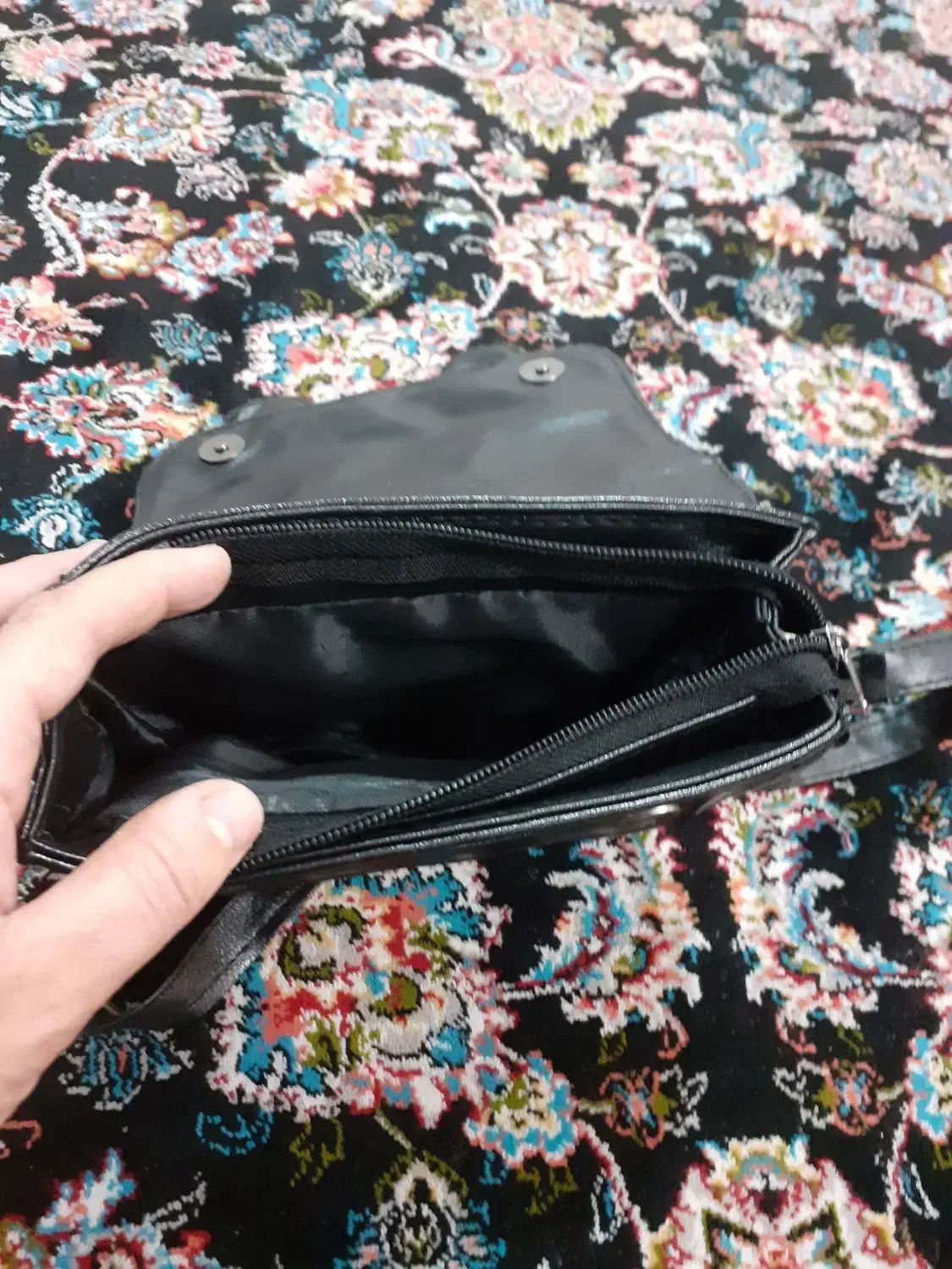 کیف|کیف، کفش، کمربند|بروجرد, |دیوار