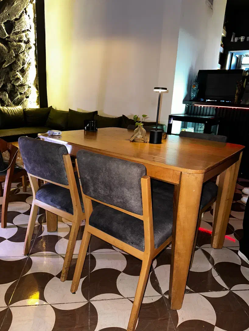 میز چوبی با صندلی مبلی|میز و صندلی غذاخوری|شیراز, ستارخان|دیوار