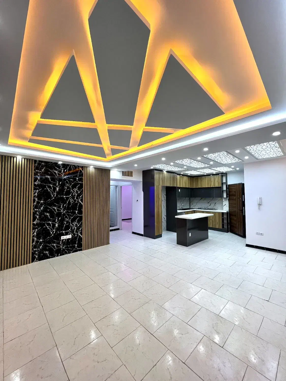 آپارتمان103متری/فول اکازیون/پارکینگ انباری نگهبانی|فروش آپارتمان|پرند, فاز ۲|دیوار