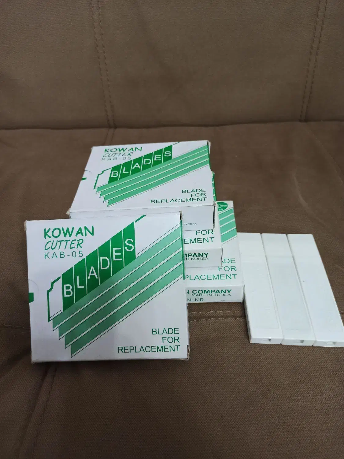 دستکش کار ، تیغ کاتر ، ماسک|ابزارآلات|کرج, ساسانی (قلمستان)|دیوار