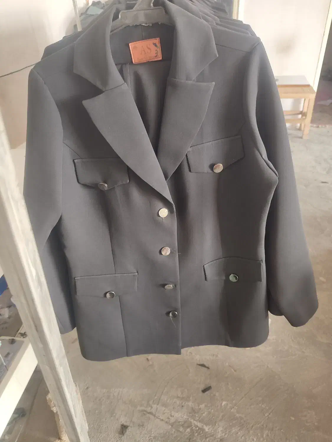 بیرون بر و مزدی دوز مانتو خیاط|خدمات پیشه و مهارت|بروجرد, |دیوار