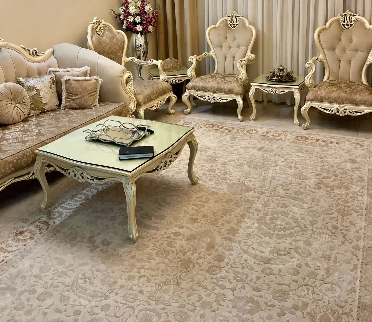 فرش ماشینی ۹ متری قالینو با کیفیت عالی|فرش|تهران, امامت|دیوار