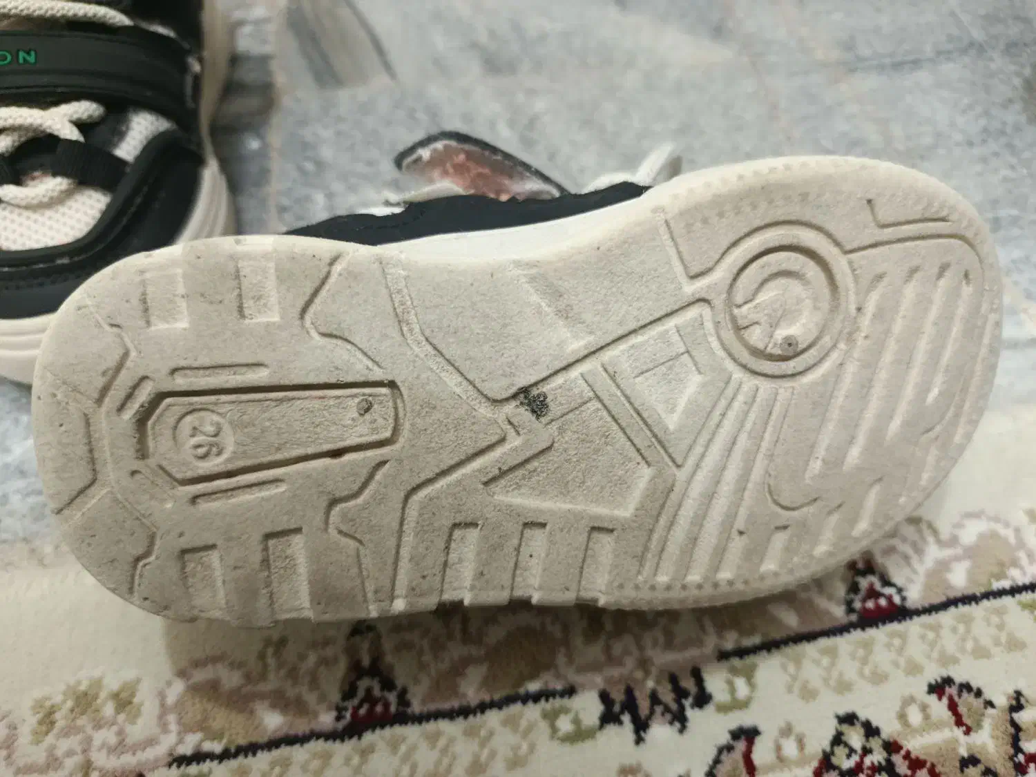 کفش اسپرت بچگانه سایز ۲۶|کفش و لباس بچه|سنندج, |دیوار