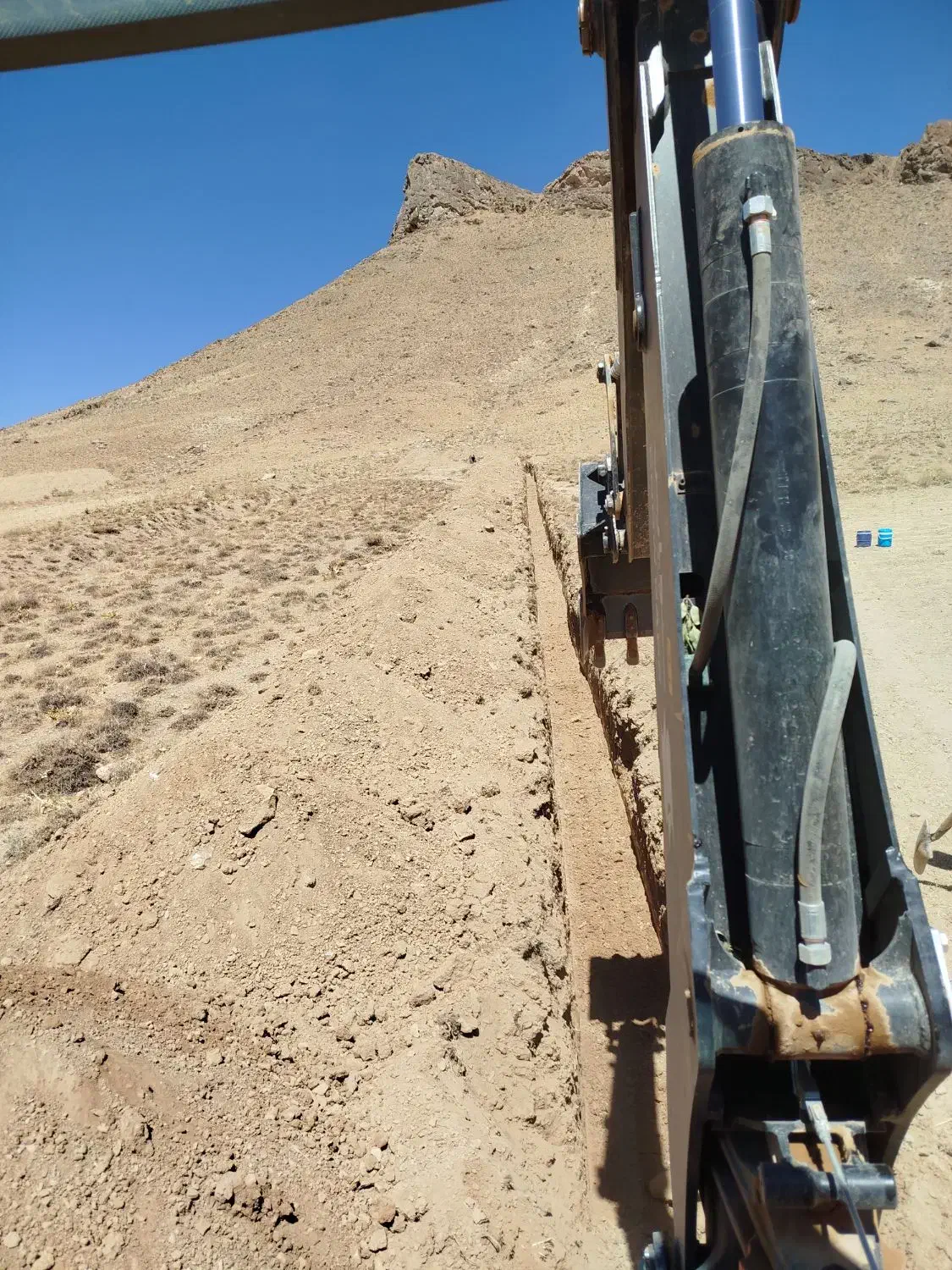 خدمات بیل بکهو|خدمات حمل و نقل|شازند, |دیوار